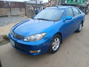 Toyota Camry 2005 Blue