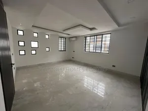 6bdrm Chalet in Vi, Lekki Phase 1 for rent