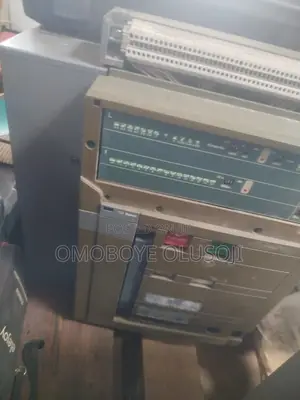 ABB 1250a and 1600a Acb