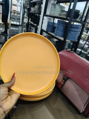 Breakable Plates