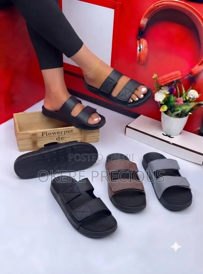 Ladies Fashion Flat Slippers