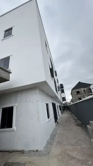 2bdrm Block of Flats in Idowu Rufai, Ago Palace for rent