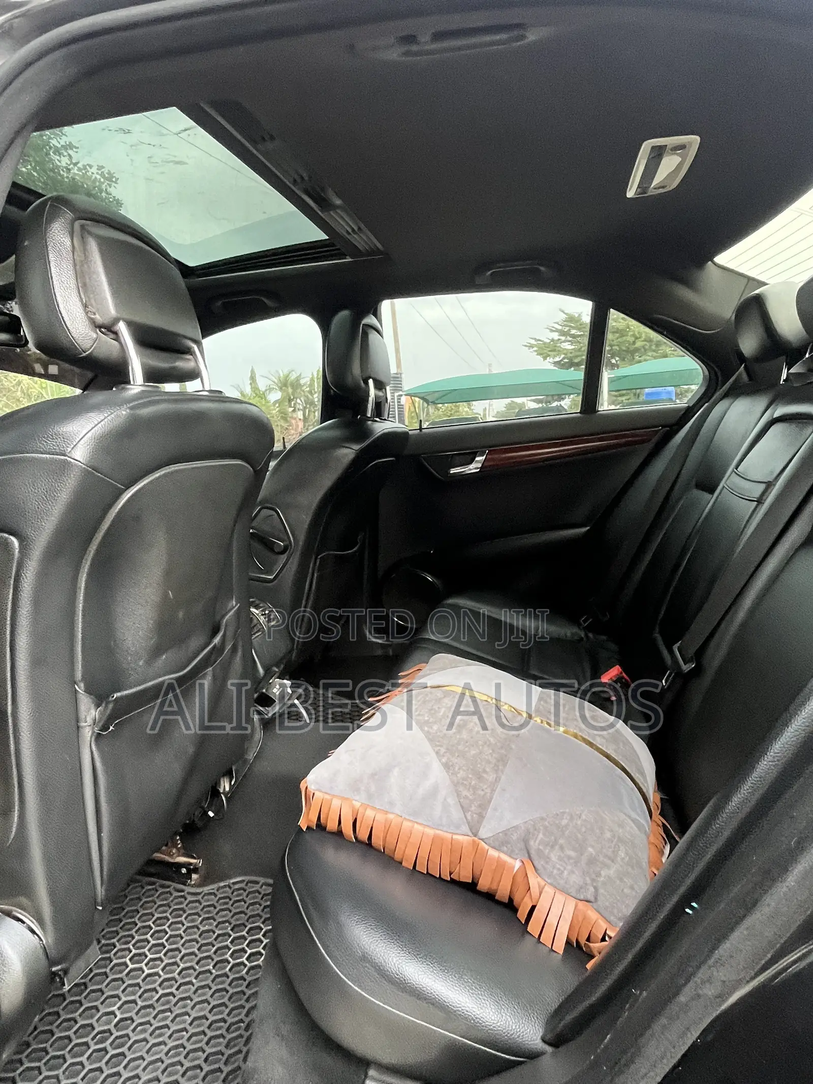Mercedes-Benz C300 2009 Black