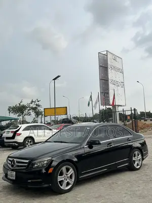 Mercedes-Benz C300 2009 Black