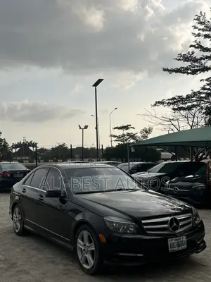 Mercedes-Benz C300 2009 Black
