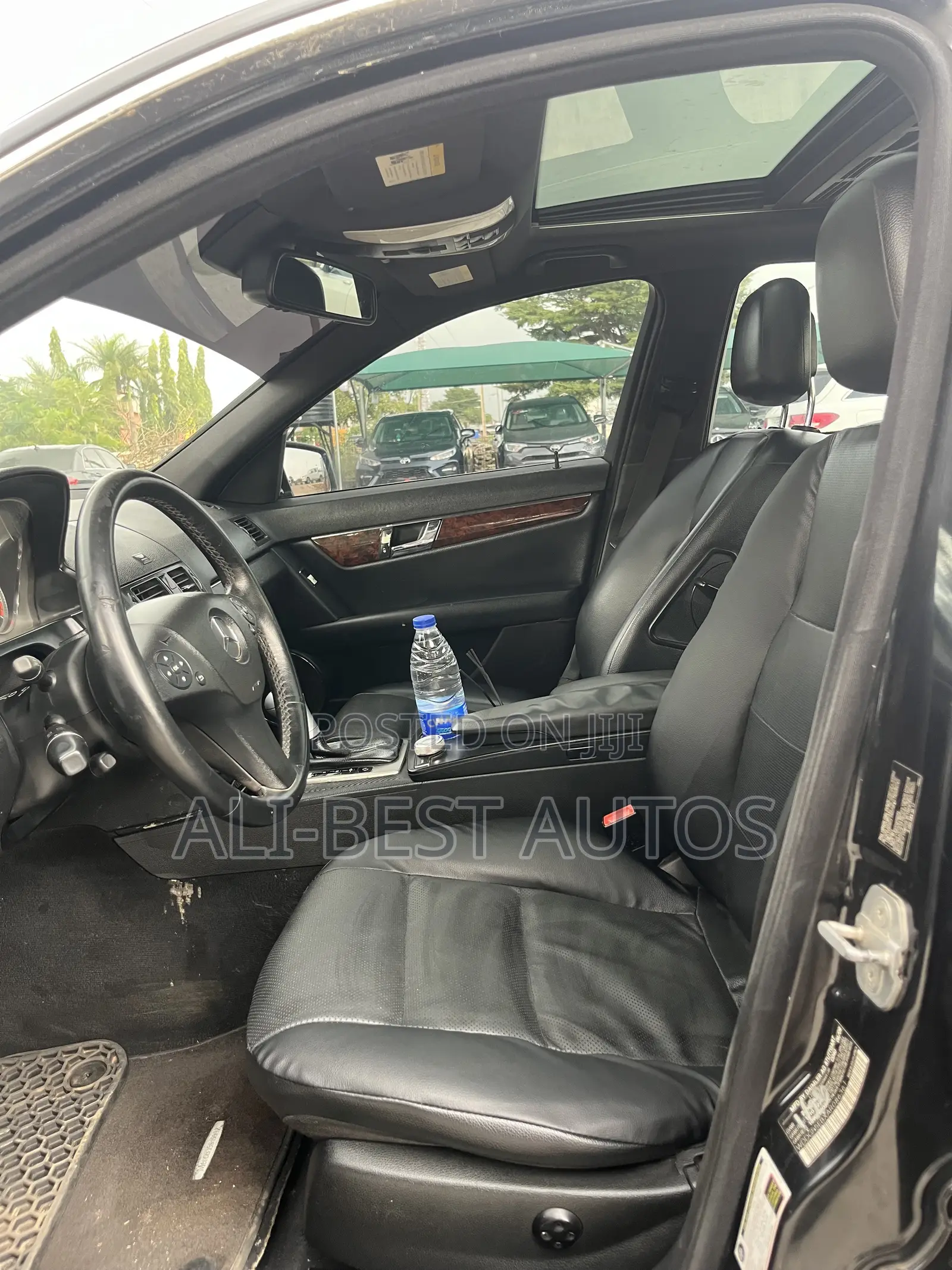 Mercedes-Benz C300 2009 Black