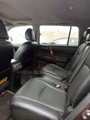 Toyota Highlander 2012 Maroon