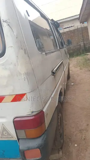 Volkswagen Transporter 2020 White