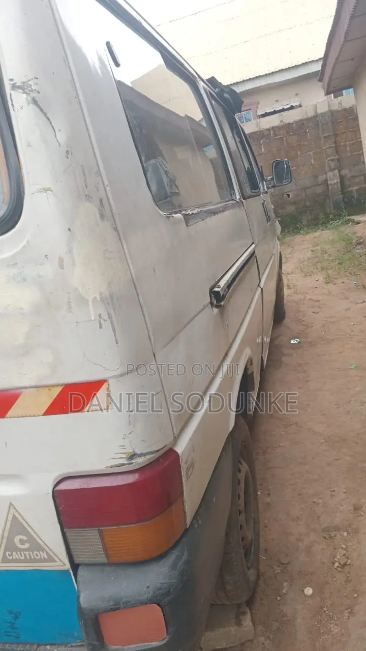 Volkswagen Transporter 2020 White