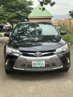 Toyota Camry SE 4dr Sedan (2.5L 4cyl 6A) 2016 Blue