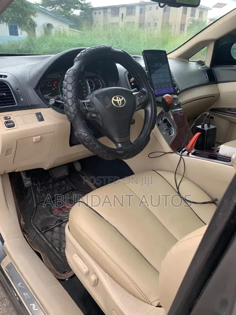 Toyota Venza AWD 2011 Black