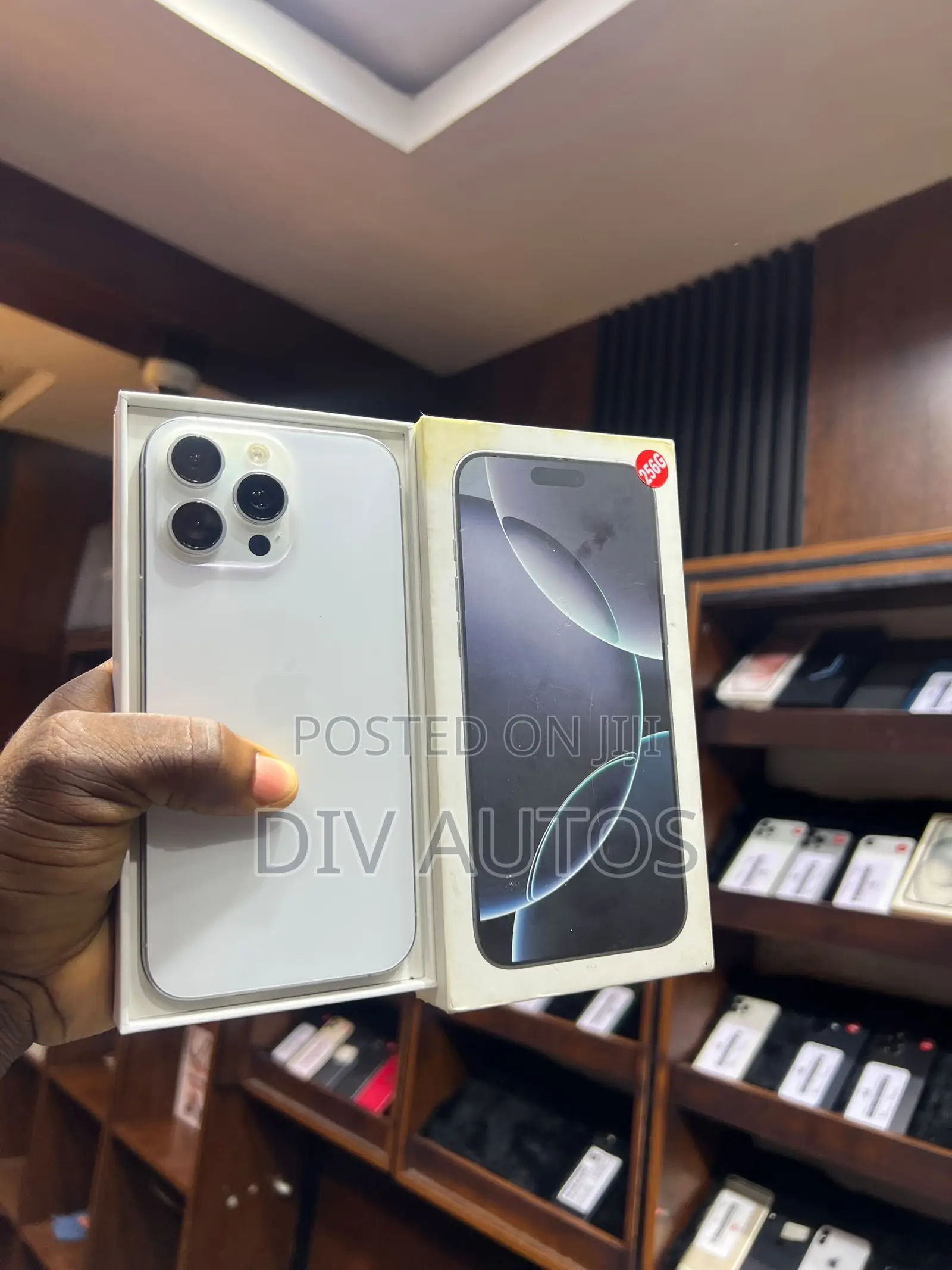 Apple iPhone 16 Pro Max 256 GB White