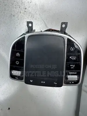 E Class 2019- 2022 Console Touchpad Controller