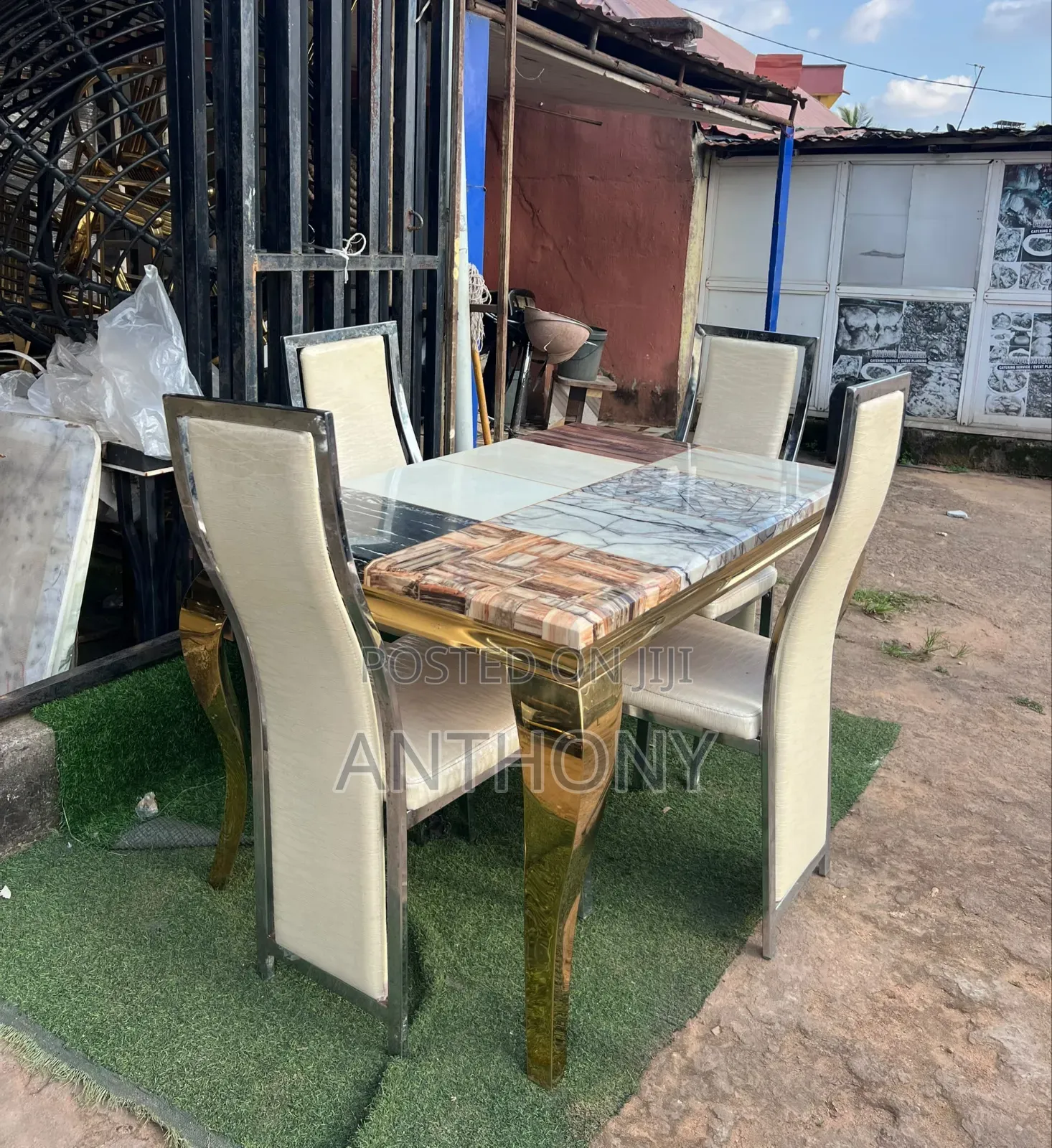 4 Seaters Marble Top Dining Table