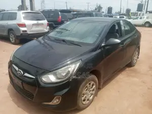 Hyundai Accent 2012 Black
