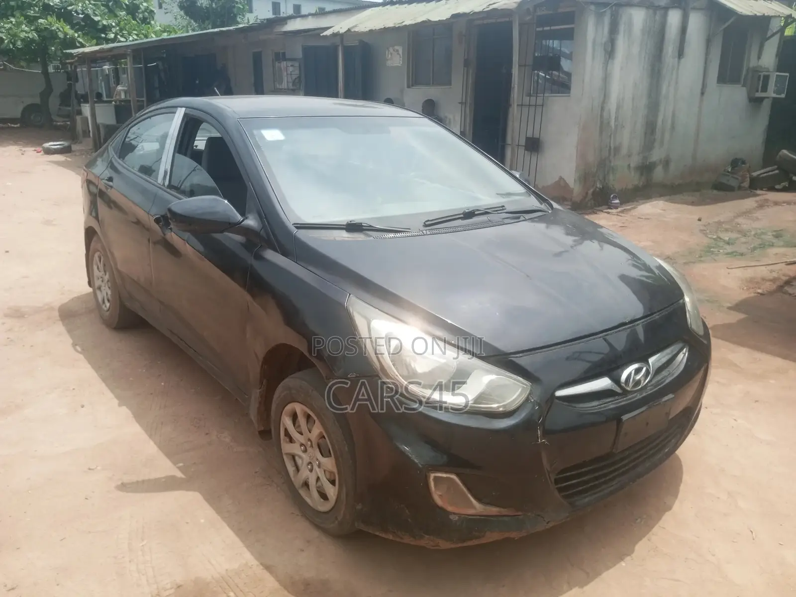 Hyundai Accent 2012 Black