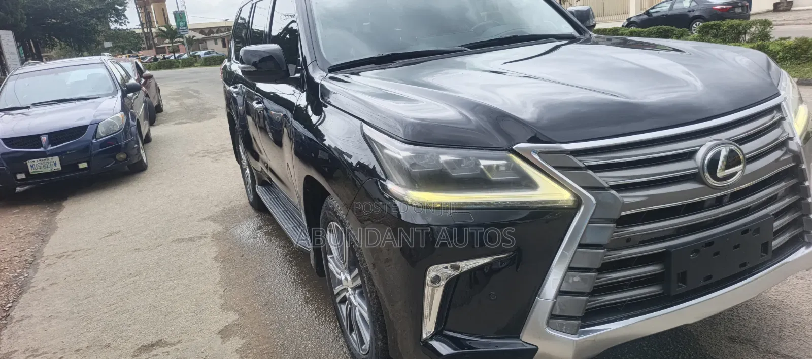 Lexus LX 570 AWD 2018 Black