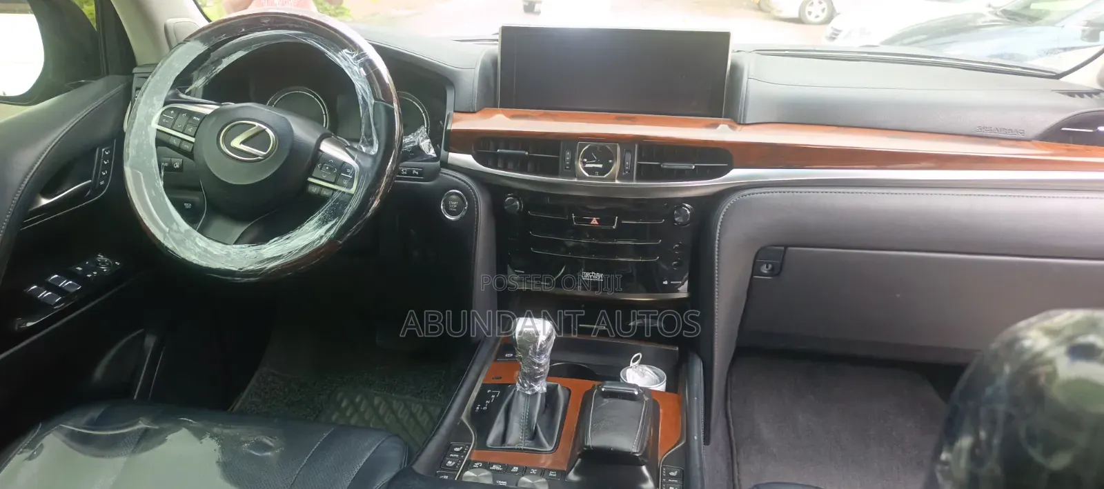 Lexus LX 570 AWD 2018 Black