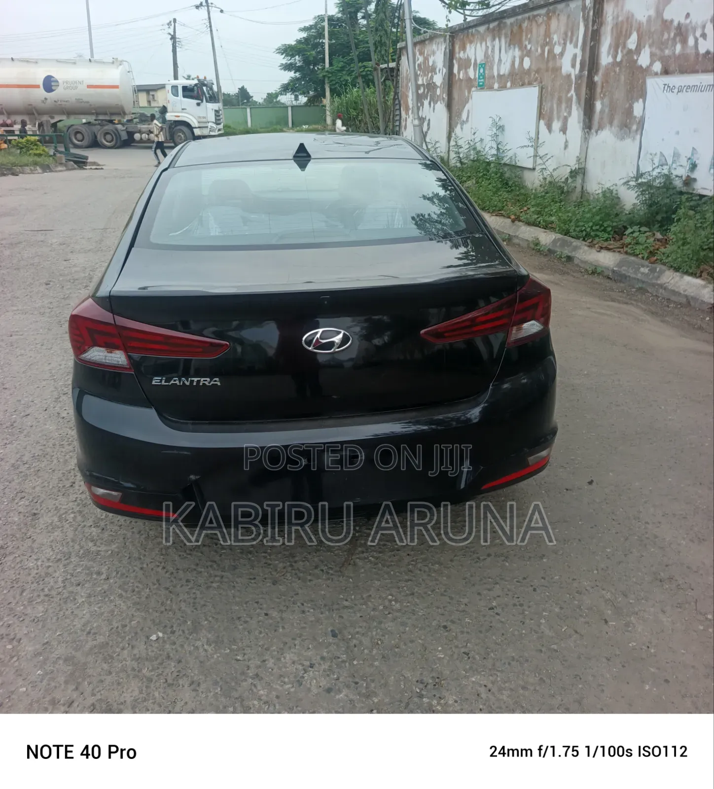 Hyundai Elantra 2019 Black