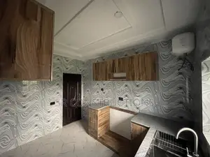 2bdrm Block of Flats in County Garden Estate, Port-Harcourt for rent