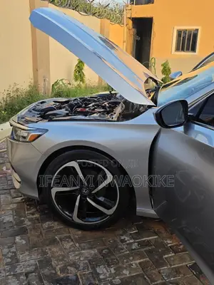 Honda Accord EX-L (1.5L 4cyl Turbo CVT) 2019 Silver