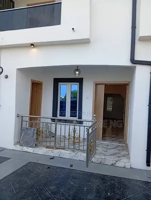 2bdrm Apartment in Barracuda Beach Road, Abraham Adesanya Estate