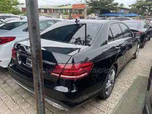 Mercedes-Benz E350 2015 Black