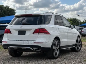 Mercedes-Benz GLE-Class 2017 White