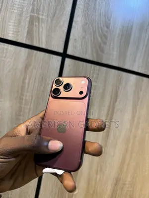 Apple iPhone 18 Pro 256 GB Red