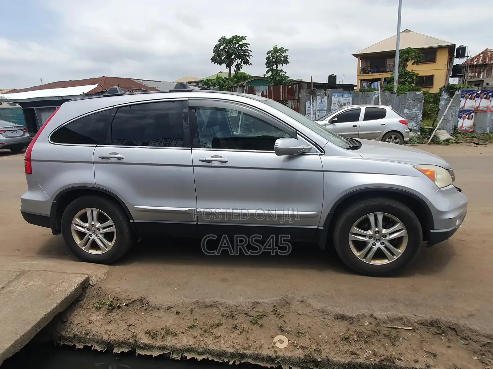 Honda CR-V 2011 Silver