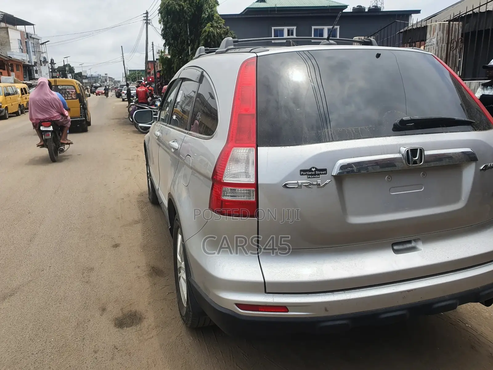 Honda CR-V 2011 Silver