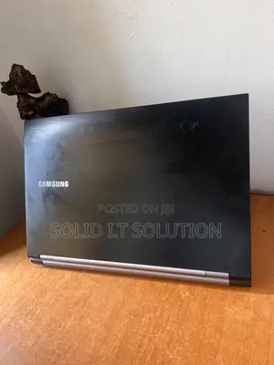 Laptop Samsung 8GB Intel Core i5 HDD 320GB