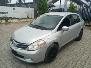 Nissan Versa 2008 Silver