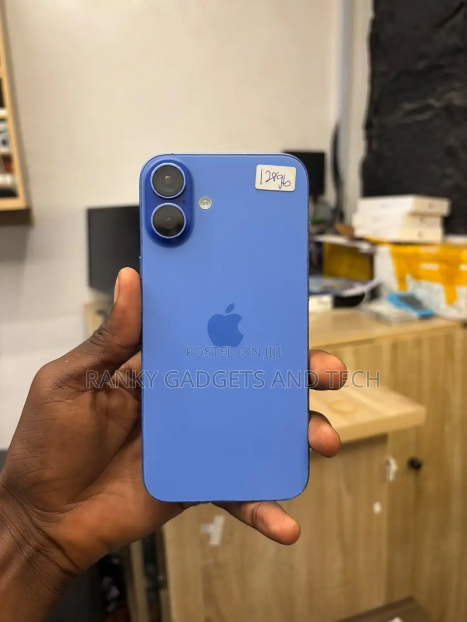Apple iPhone 16 Plus 128 GB Blue