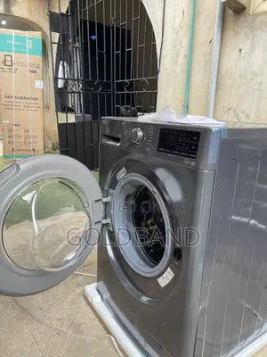 LG F4V3RYP6JE 10.5kg Wash & Dry Appliance