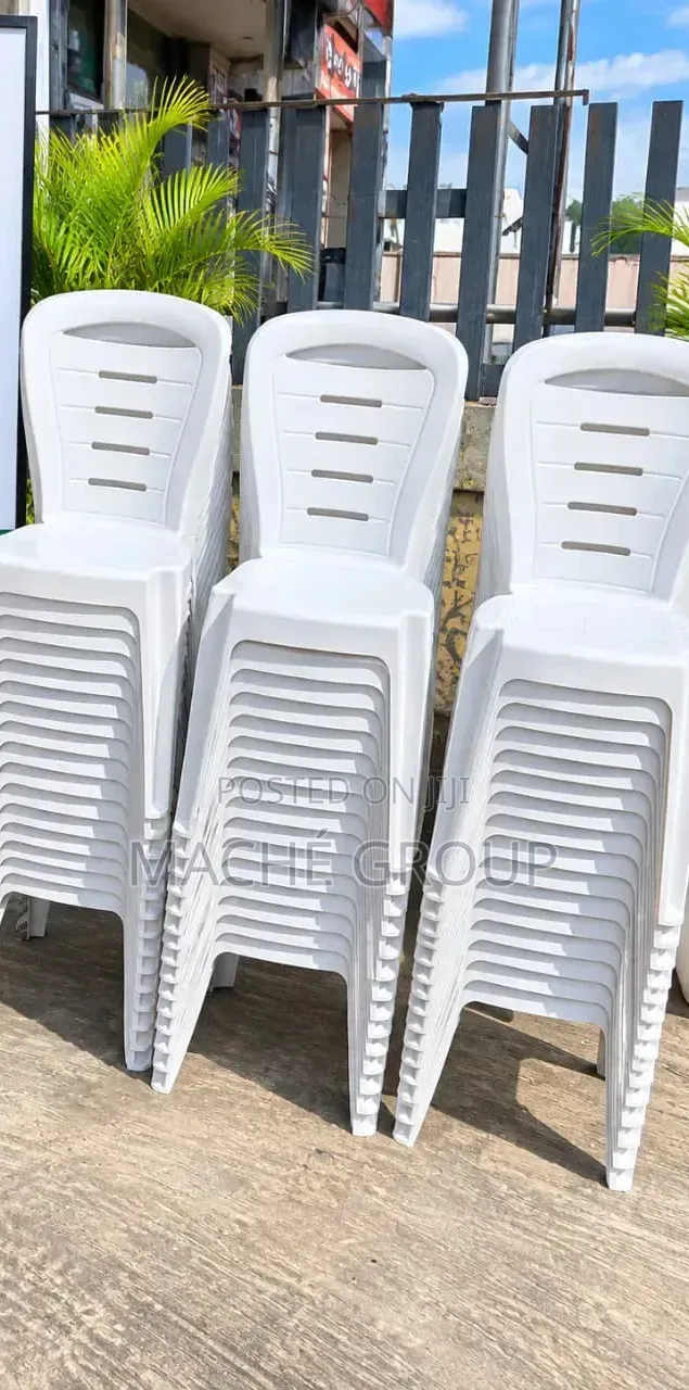 Original DEMIGHTY White Plastic Chairs -Strong & Durable - MACHÉ GROUP