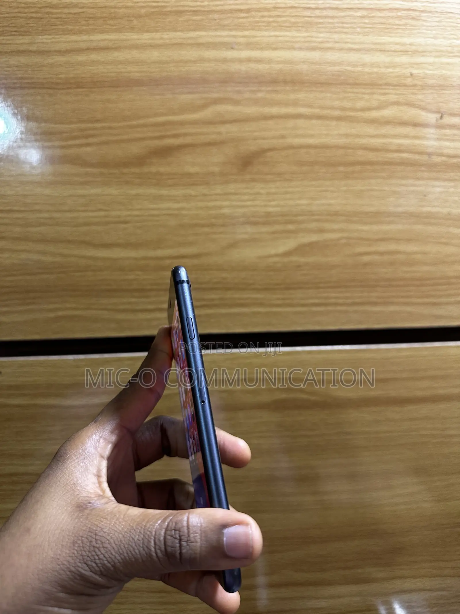 Apple iPhone 8 64 GB Black