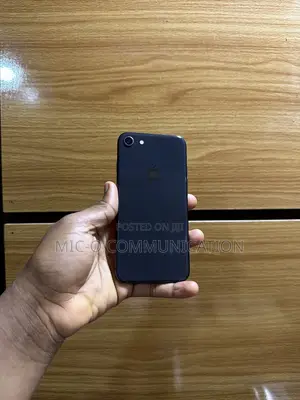 Apple iPhone 8 64 GB Black