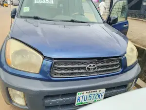 Toyota RAV4 2004 Blue