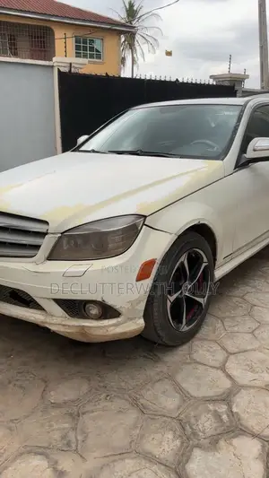 Mercedes-Benz C300 2009 White