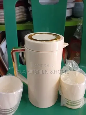 Insulated Flask With 2cups