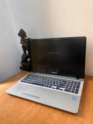 Laptop Samsung 8GB Intel Pentium HDD 320GB