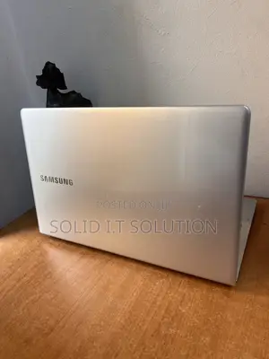 Laptop Samsung 8GB Intel Pentium HDD 320GB