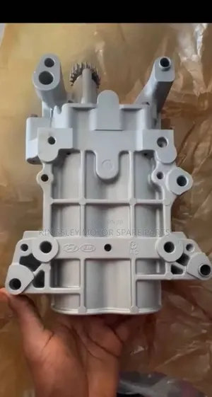 Oil Pump Hyundai Sonata, Optima, Tucson, Sportage, Santa Fe 4plug