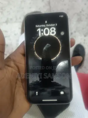 Apple iPhone XR 64 GB White