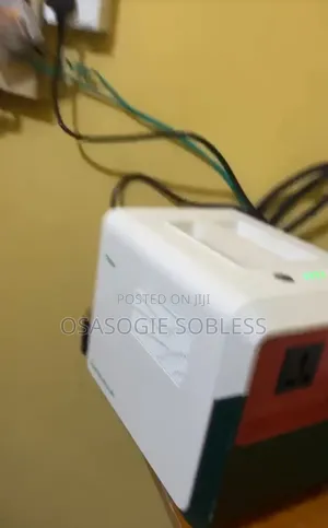 Cola 1000 Plus (500W Solar Generator)