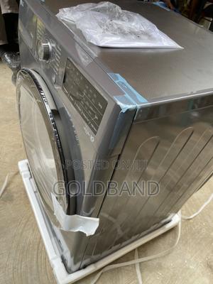 LG 10.5kg Front Loader Wash & Dry Laundry Appliance