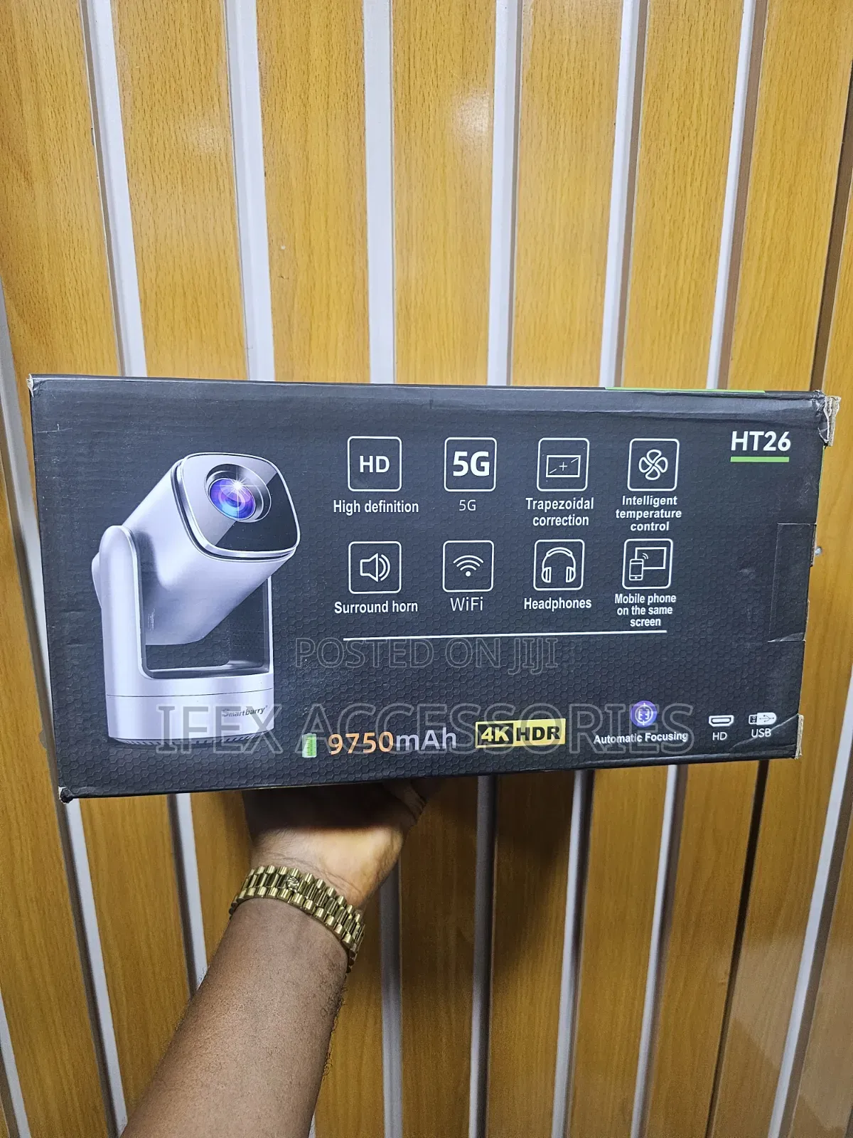 Smartbarry HT26 Rechargeable Projector (9750 mAh)