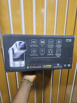 Smartbarry HT26 Rechargeable Projector (9750 mAh)
