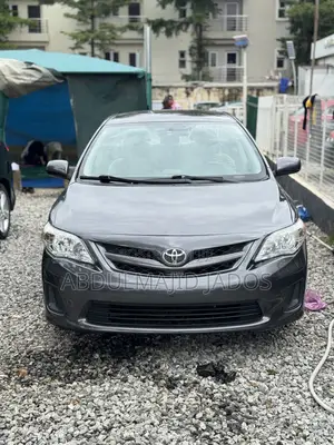 Toyota Corolla 2012 Gray